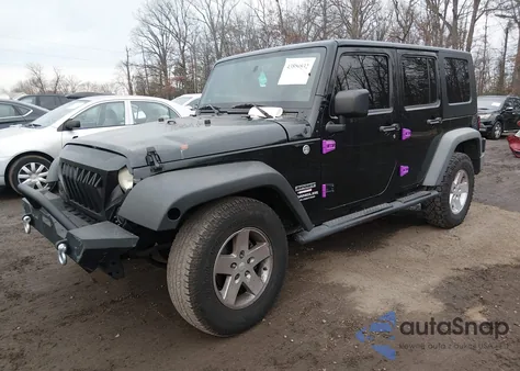 2010 Jeep Wrangler Unlimited Sport из США, поврежденный, VIN 1J4BA3H1XAL105109
